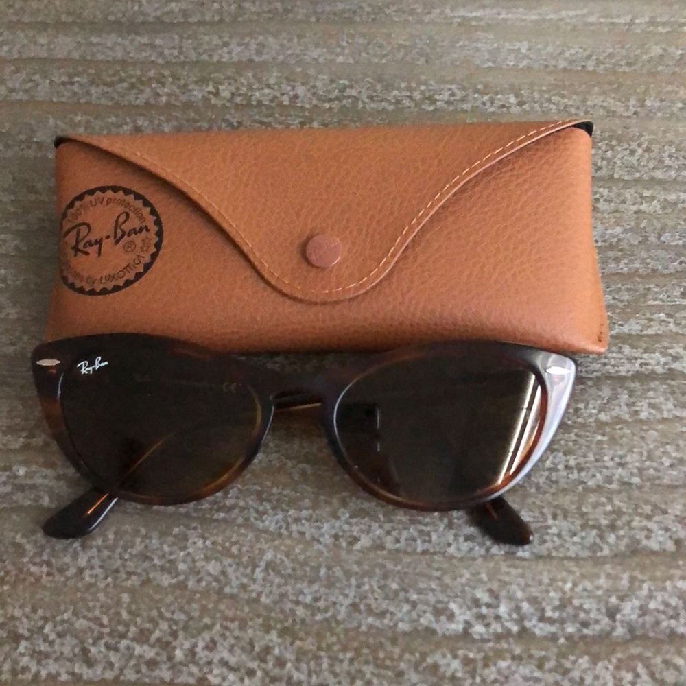 Ray-ban sunglasses.